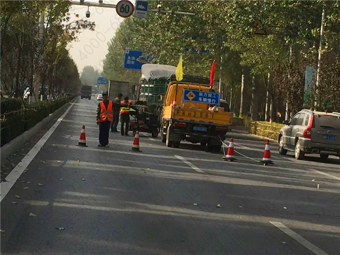 道路灌縫膠