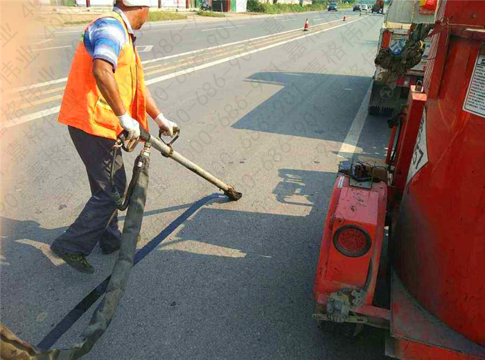 面對競爭各道路灌縫膠廠家該何去何從